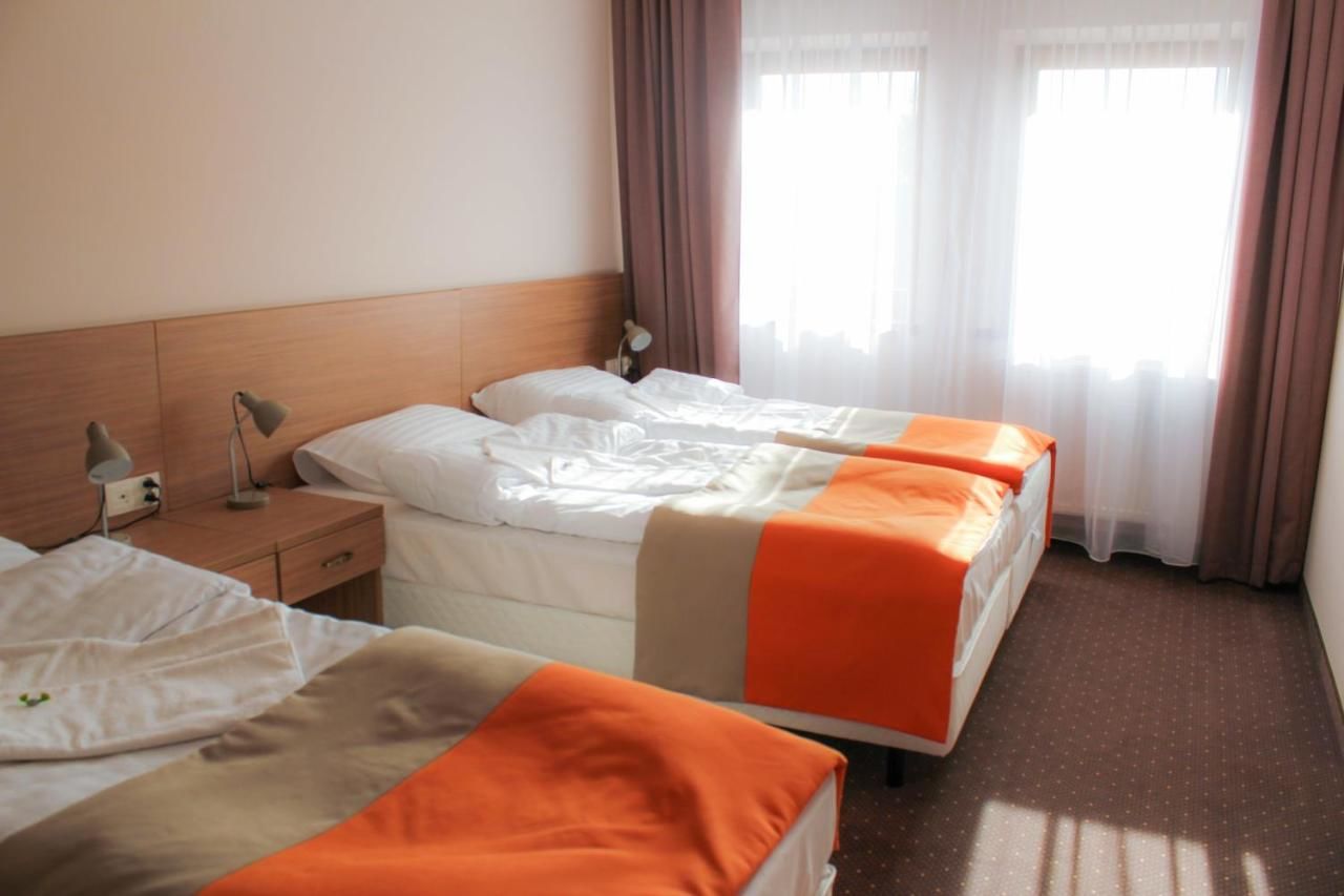 Отель Hotel Pod Figurą Огродзенец-29